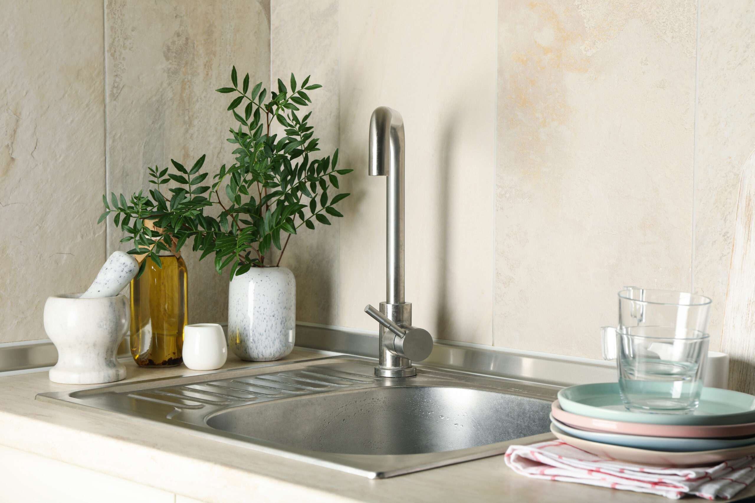 Using Kitchen Sink Best Practices for Maintaining Your Kitchen Sink